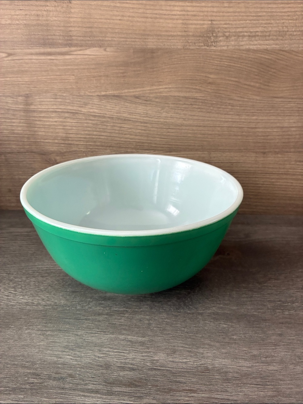 Gorgeous Vintage Pyrex Green Bowl Primary Color #403